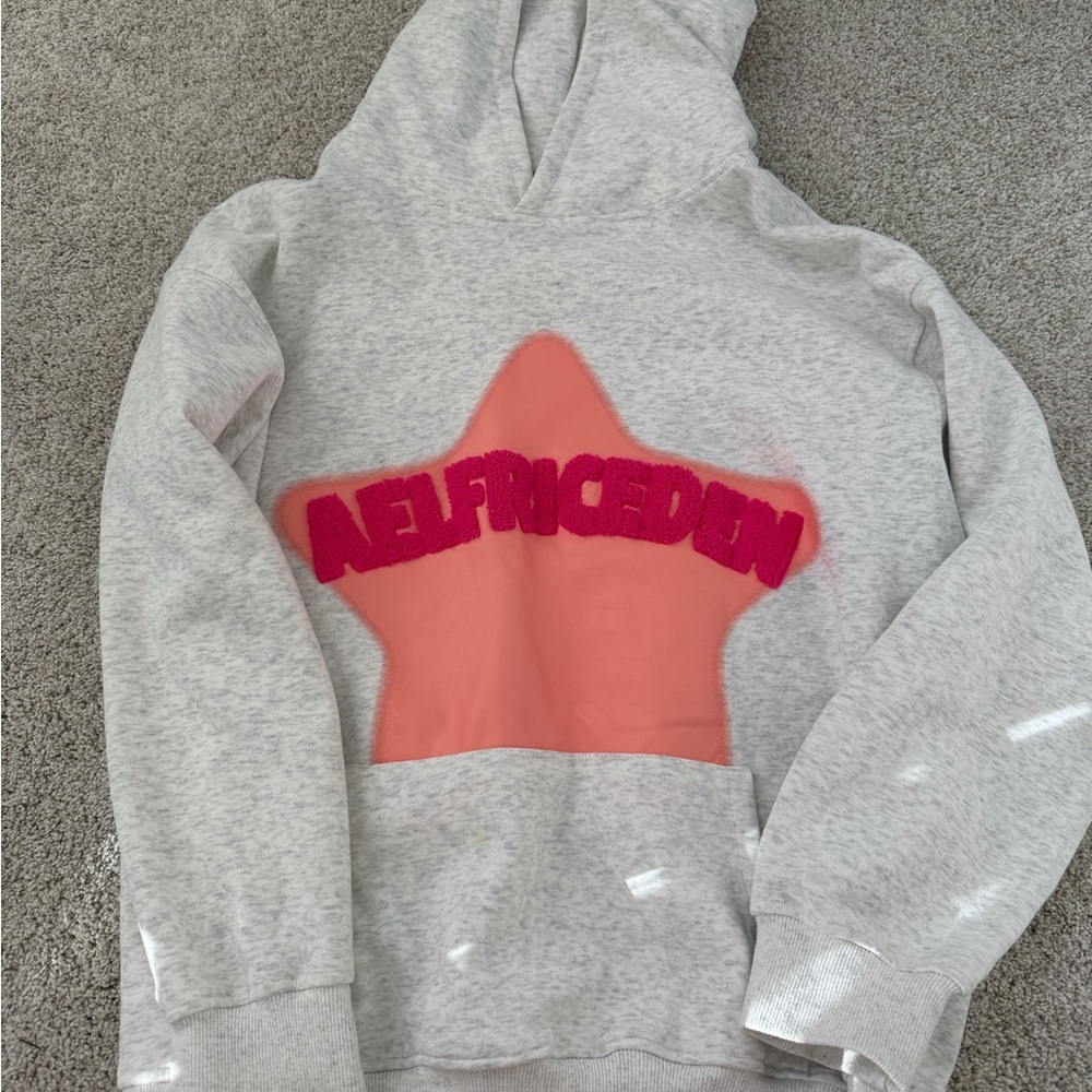 Gray Aelfric Eden Hoodie with Pink Star Design